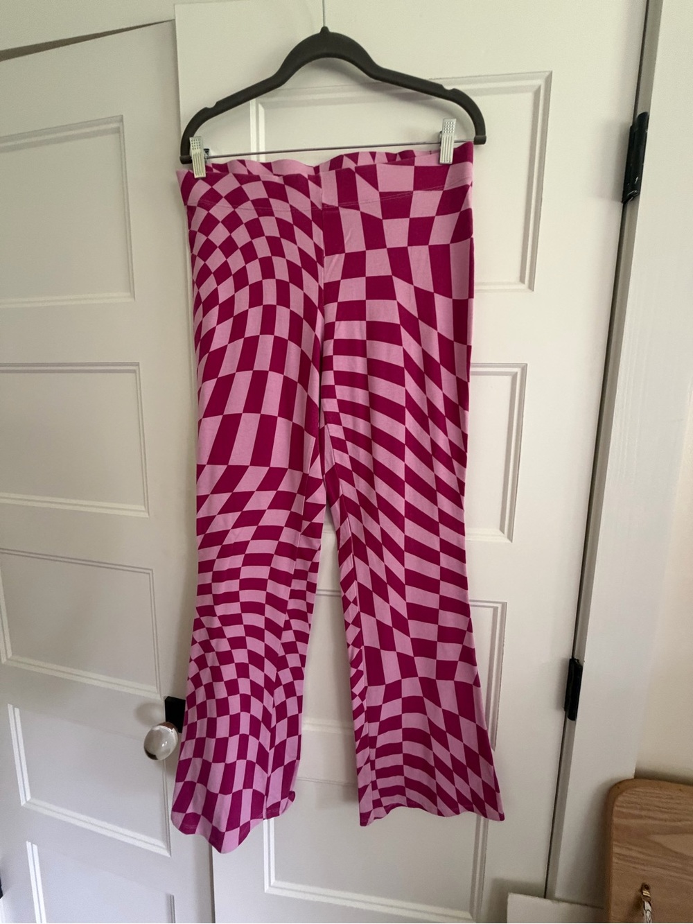PacSun Pink and Magenta Checkerboard Flare Leggings